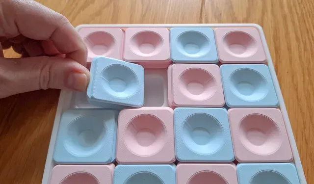 FNT Cat Puzzle Treat Board Sliding Puzzle — Image 12 of 17