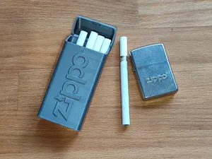 Cigarette Box (Holds 10) -100s Version -ZIPPO Logo