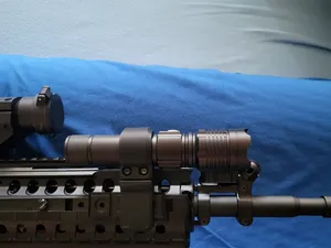 Offset flashlight mount