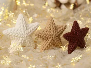 Knitted Standing Star – 3 Sizes