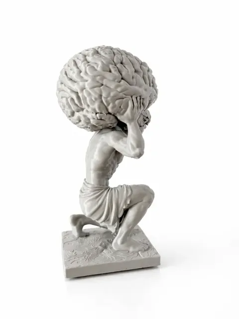 Figurine design le poids de la raison — Image 2 of 3
