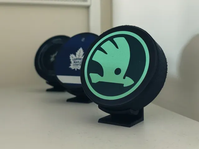 Minimal Hockey Puck Stand — Image 2 of 5