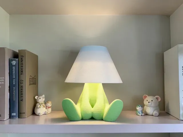 LOOPY LAMP - SHY (LED LAMP KIT - MH001 - KC007) — Image 15 of 16