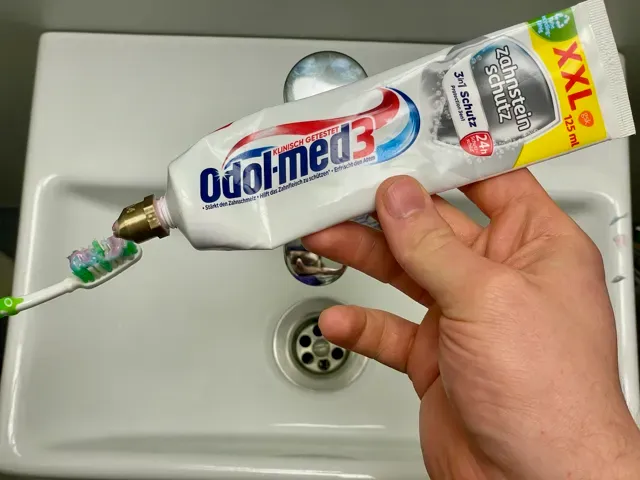3d printer Nozzle for toothpaste (Odol-med) — Image 2 of 2