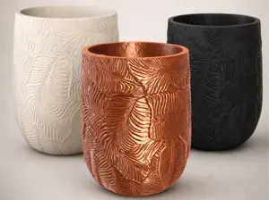 Leaf-shaped planter