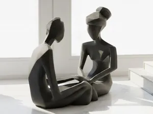 Holding Hands Figurine