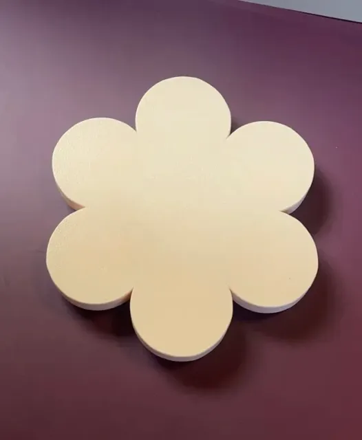 Flower Shaped Weekly Pill Box – Snap Click Lock — Фото 4 из 5