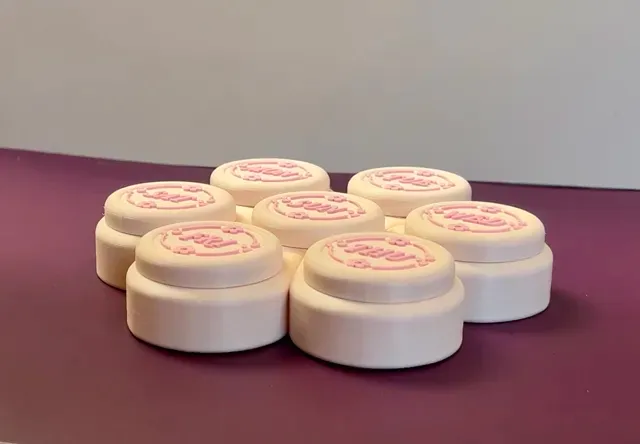 Flower Shaped Weekly Pill Box – Snap Click Lock — Фото 3 из 5