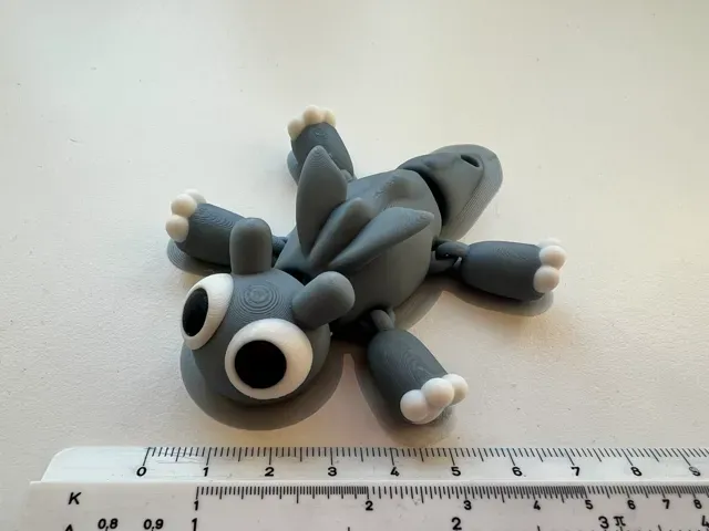 Cute baby dragon — Фото 4 из 4