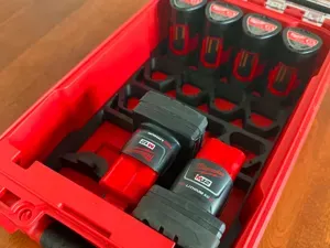 Milwaukee battery M12 cp/M12 xc insert