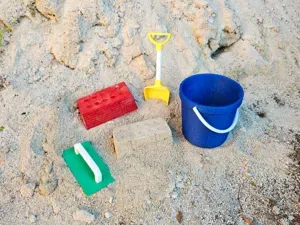 Beach masonry sand play set