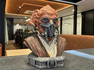 Plo Koon Jedi Bust - A Star Wars Collectible