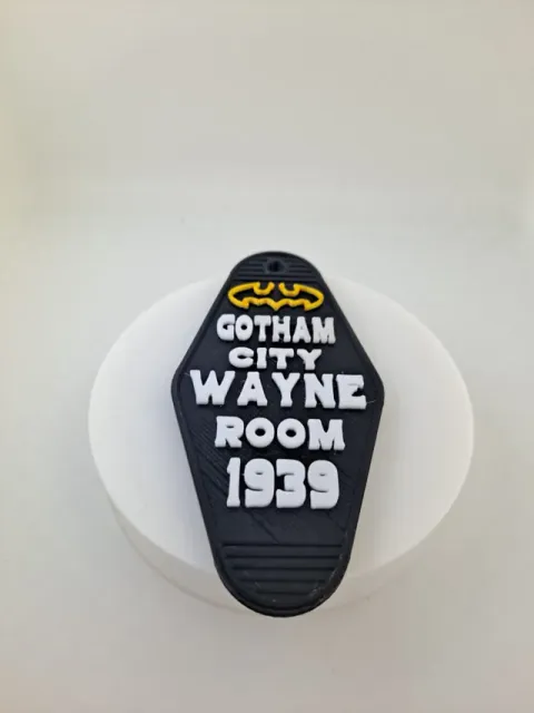 Batman and Gotham keychain — Image 2 of 5