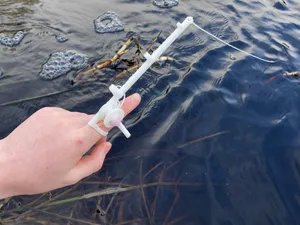 finger fishing rod