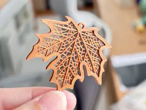 maple leaf necklace