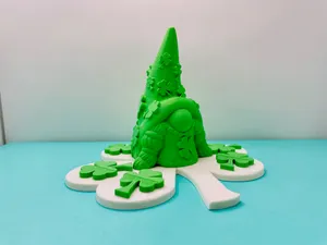Lucky Clover Girl Gnome No Supports