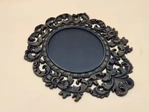Runder Ornamentaler Barock-Rahmen