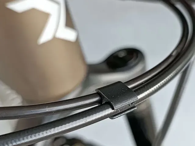 MTB Brake/Shift Cable Clip