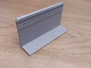 Cupboard/closet handle