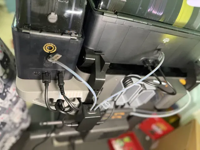 X2D Filament Track Switch Holder (Flipper compat.) — Фото 3 из 8