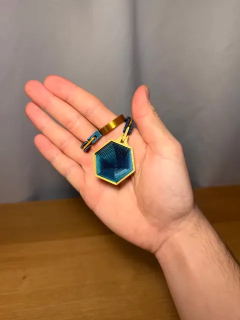 Hexagon Fidget Chain Toy — Image 3 of 6