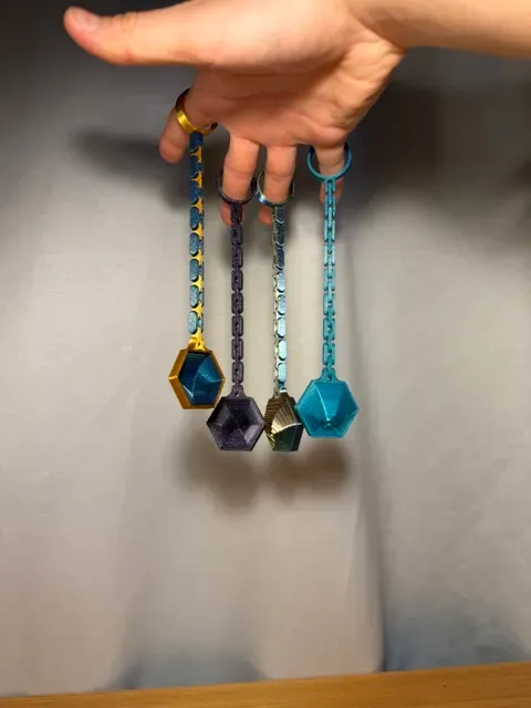 Hexagon Fidget Chain Toy — Image 6 of 6