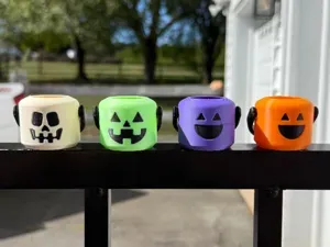 Mini Halloween Buckets