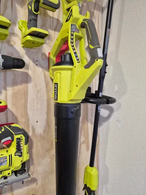 Ryobi 40v Blower Wall Mount — Фото 2 из 4