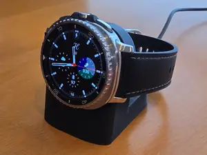 Galaxy watch 8 charging stand (44mm/Classic 46mm )