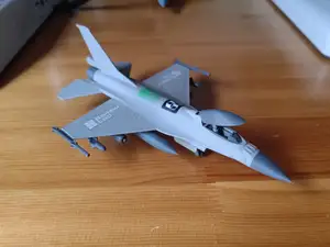 F16-拼装版