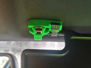 Skoda Octavia shade holder