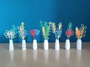 Miniature Flower Bouquet Set: Wire Art & 7 Vases