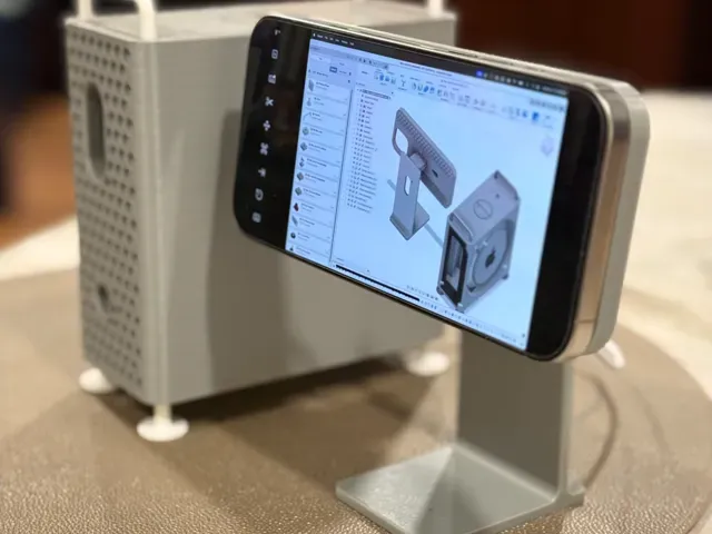 Mini Pro Display XDR iPhone Stand for MagSafe — Image 3 of 7
