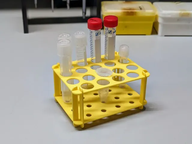Falcon conical centrifuge tubes rack (15 & 50mL) — Image 3 of 3