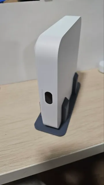 Unifi UCG-Ultra | UCG-Max | UCG-Fiber Desk Stand — Фото 2 из 3