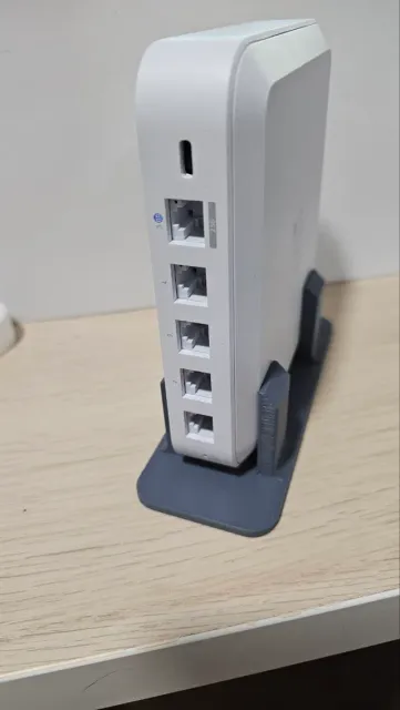 Unifi UCG-Ultra | UCG-Max | UCG-Fiber Desk Stand — Фото 3 из 3
