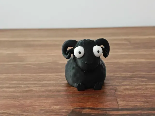 Funny Cartoon Ram Figurine with Big Eyes — Фото 3 из 7