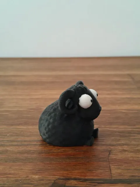 Funny Cartoon Ram Figurine with Big Eyes — Фото 7 из 7