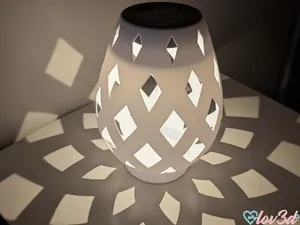 Diamond Shadow Solar Lantern