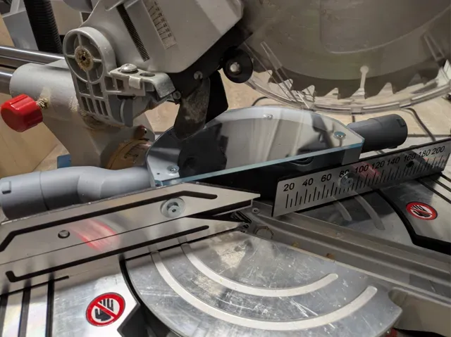 Metabo KGS 216 M Absaugung