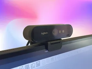 Logitech Brio webcam spacer for any monitor