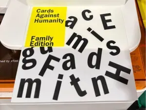 Cards Against Humanity Family - Snaplock Card Box