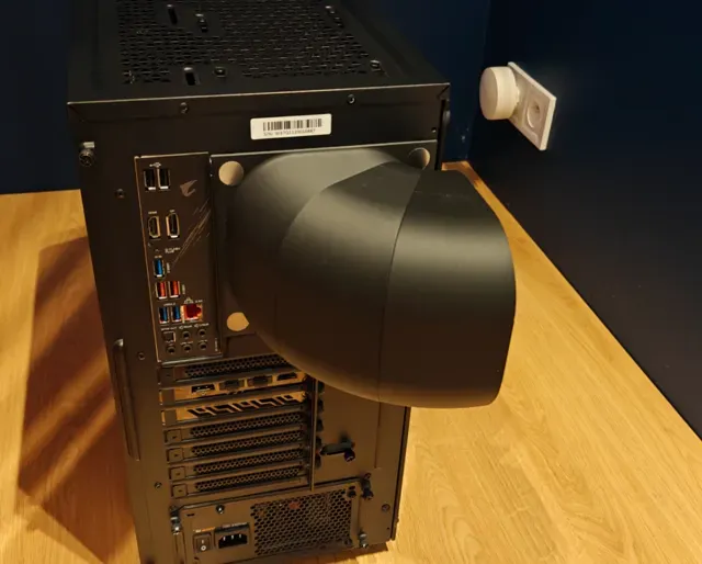 Pure Base 500DX PC case rear fan 90 deg. deflector