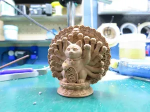 Thousand-Arm Lucky Cat(Senju Maneki-neko)