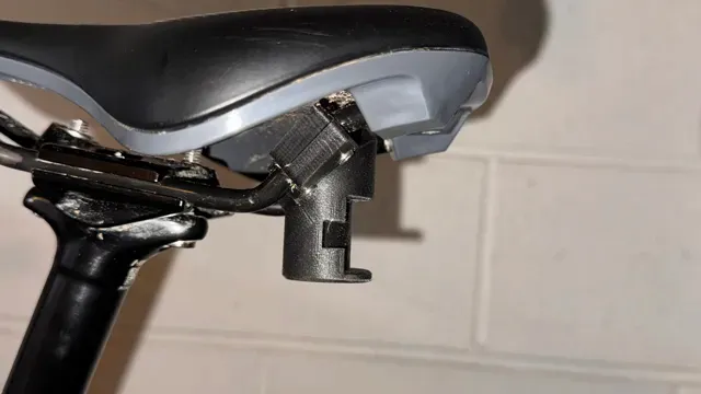 Bike saddle rear Light mount with Airtag holder — Фото 4 из 15