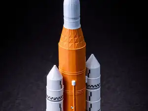 Artemis II SLS (Space Launch System)