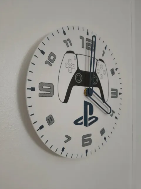 Horloge Playstation 5 — Фото 2 из 3