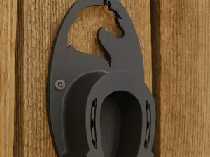 Halfterhalter mit Pferdekopf & Hufeisen-Design 