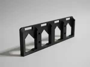 Makita 18V Battery Holder (Wall Mount) 4 batterys