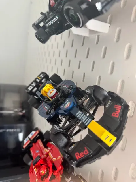 LEG0 Speed Champions F1 Car Display IKEA SKADIS — Фото 7 из 7